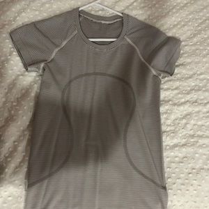 Lululemon striped swiftly